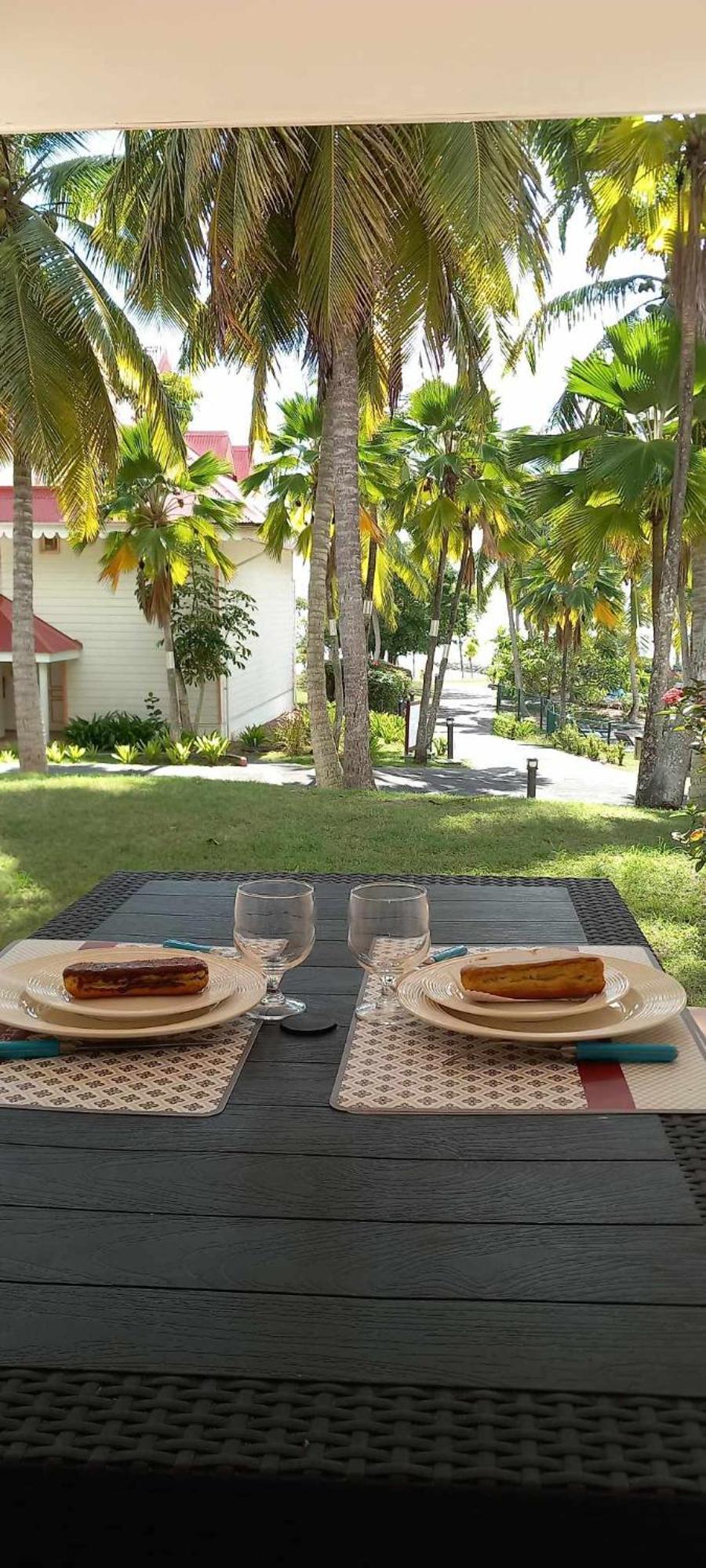 Caraibes Apparts-Resorts Сент-Анн Экстерьер фото